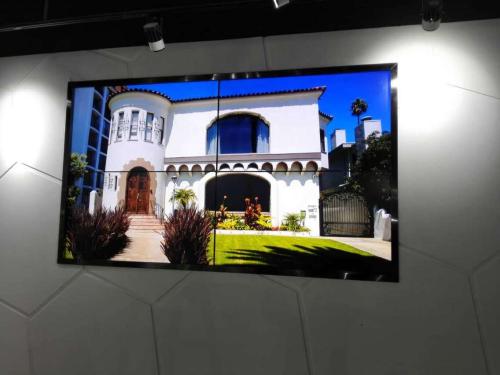 三星液晶顯示技術經多年發展，已在平板拼接顯示領域占據重要地位。