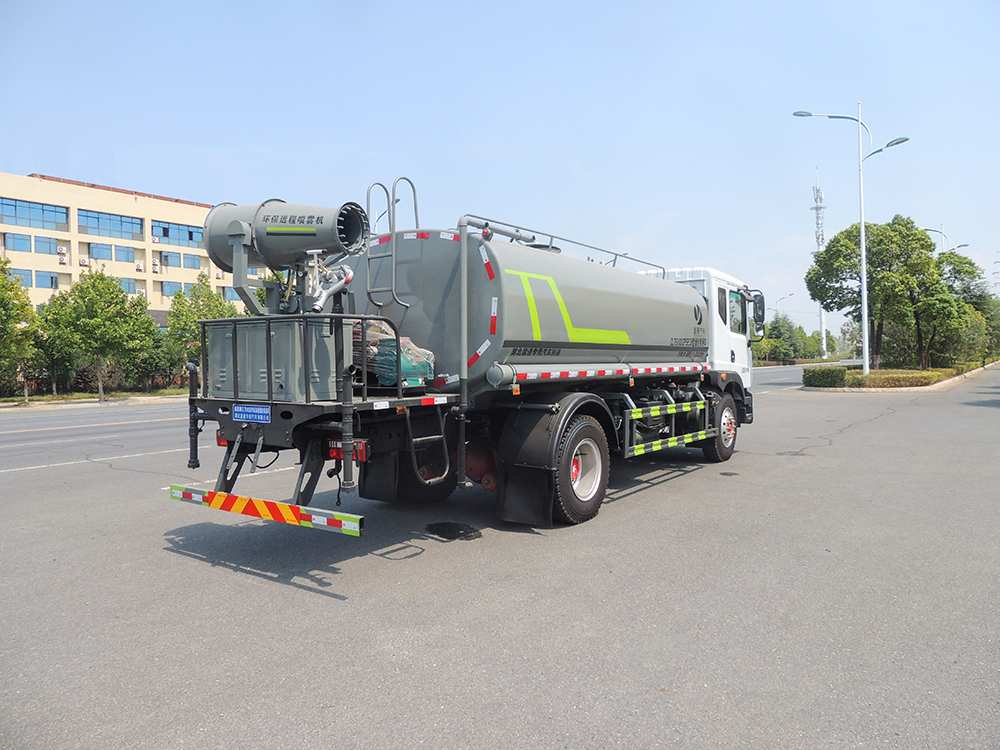 東風(fēng)多利卡12噸綠化噴灑車(chē)