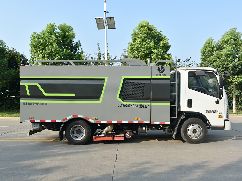 CLT5070TXCBJ6型吸塵車