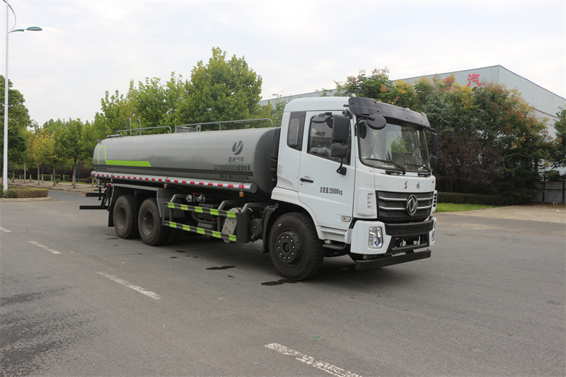 東風專底20方灑水車-22方灑水車