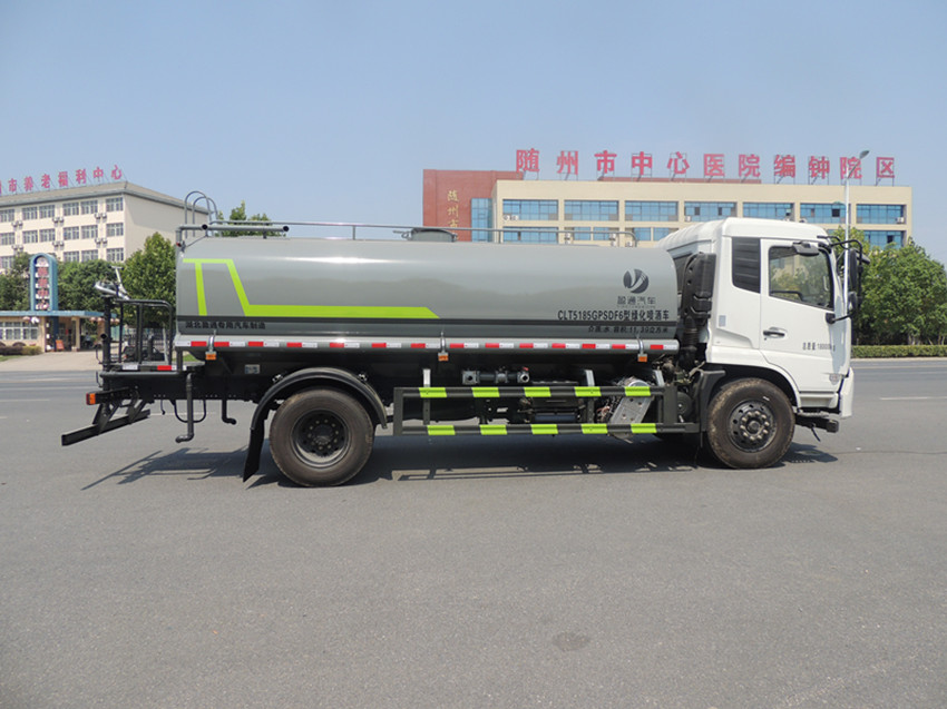 東風(fēng)天錦 15 方灑水車(chē)